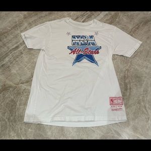 Mitchell and Ness NBA All Stars T-Shirt Size Medium GENTLY USED